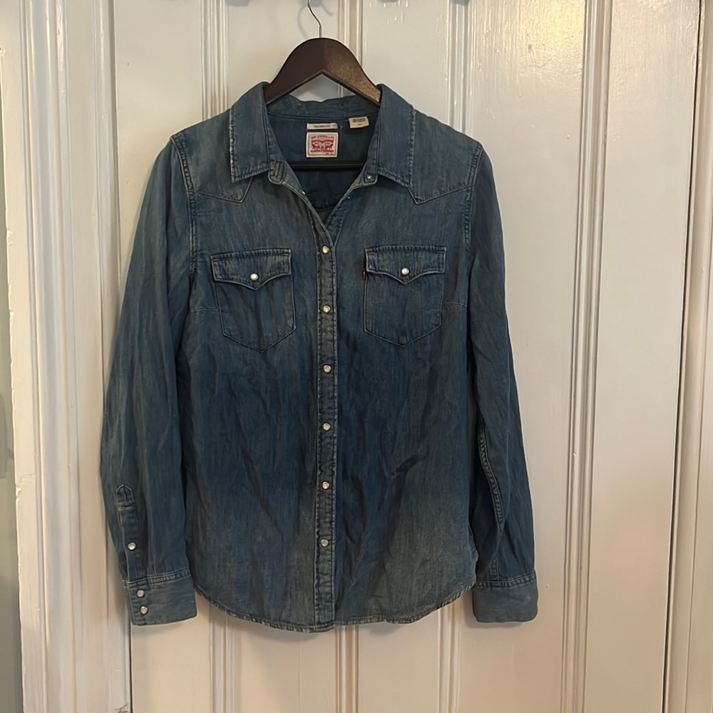Women’s Levi’s Tailored Fit Denim Stretch Shirt Sz L